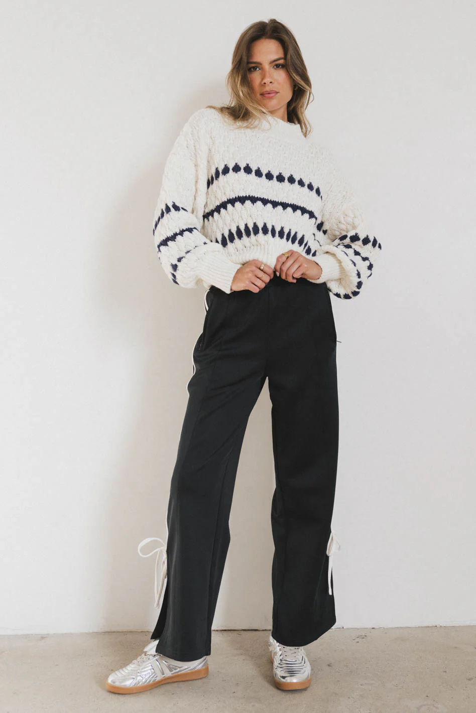 Inara Knit Sweater in Navy - FINAL SALE