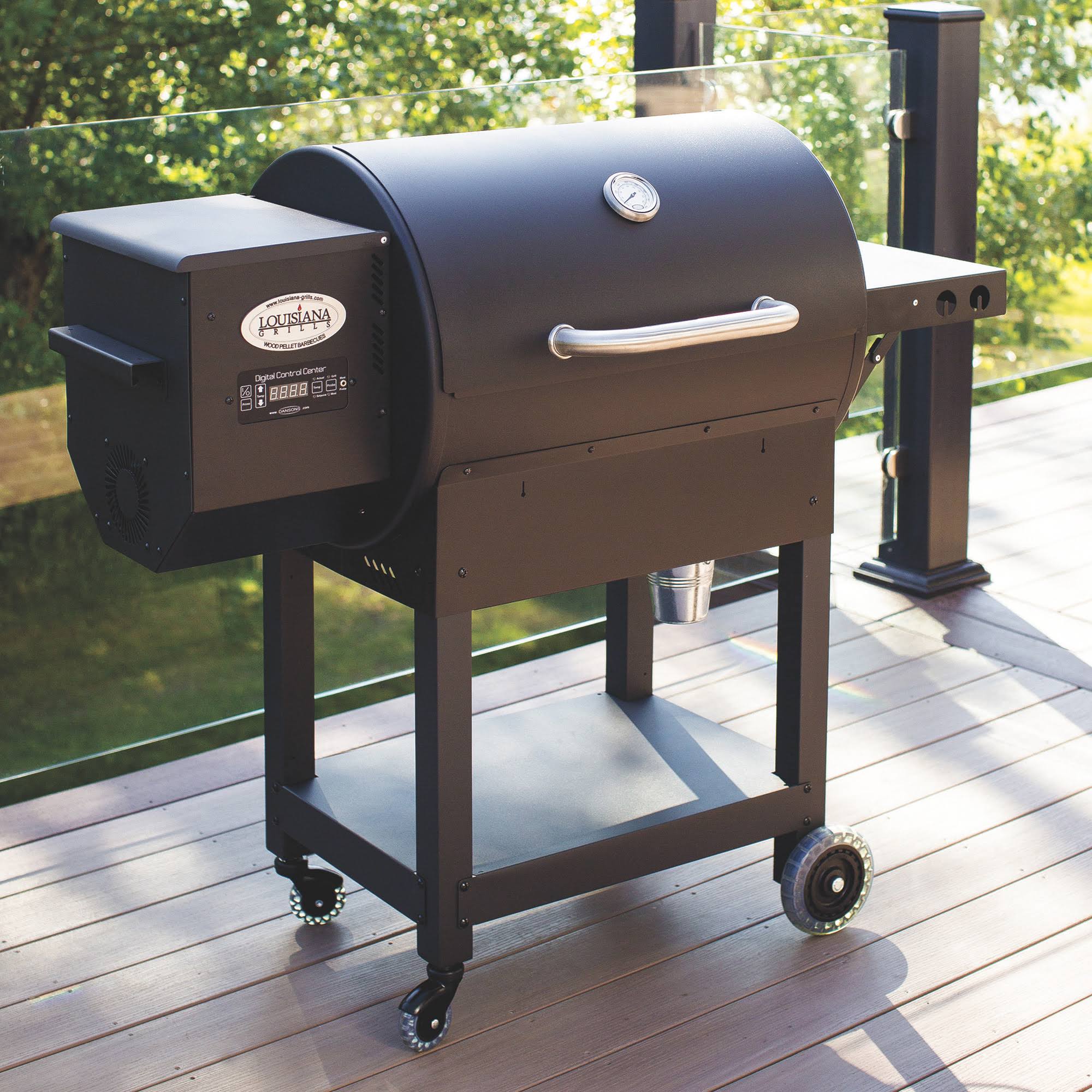 Louisiana Grills 60700 Wood Pellet Grill - Black - 44x22
