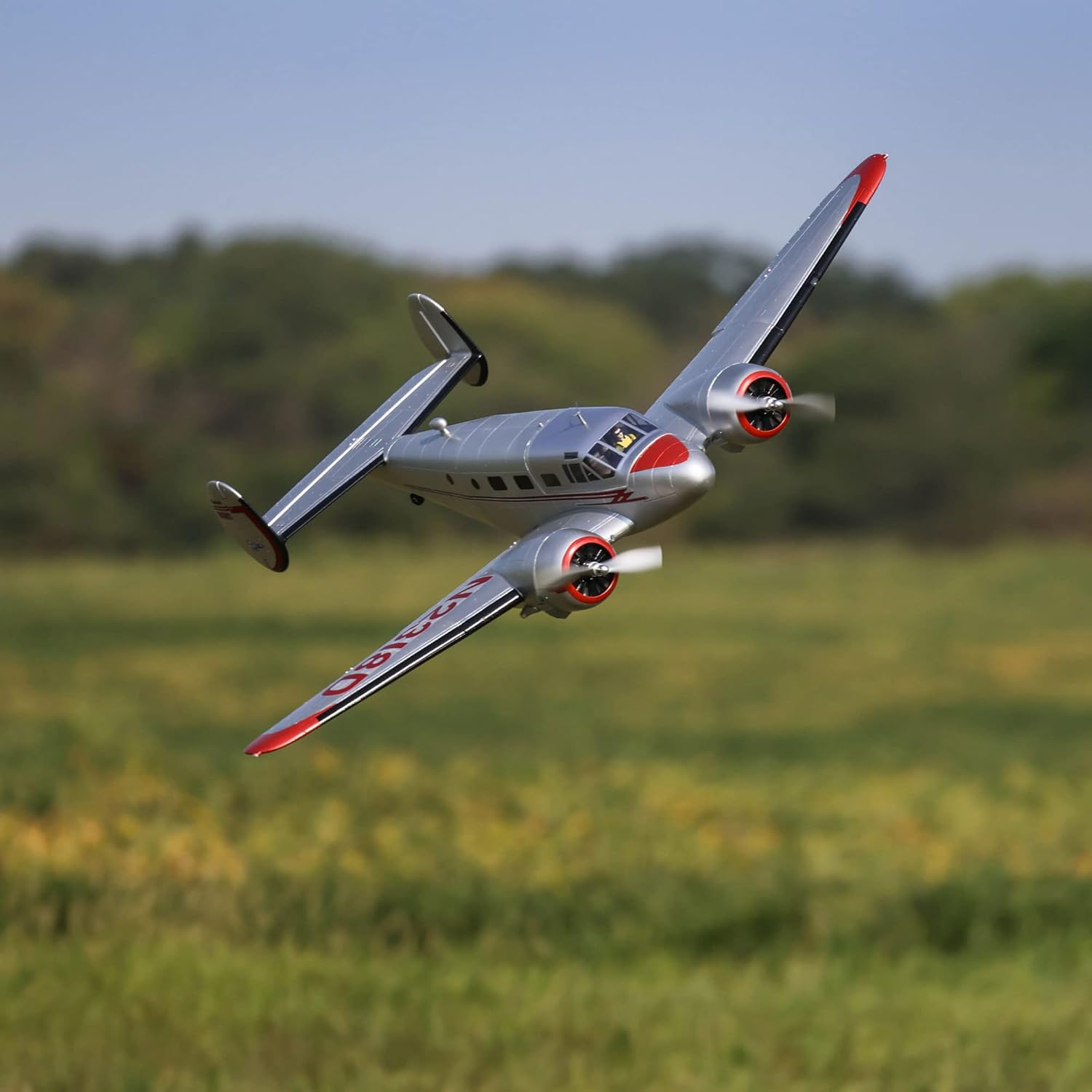 E-flite Twin Beechcraft D18 1.5m PNP EFL106275 Airplanes P&P Electric