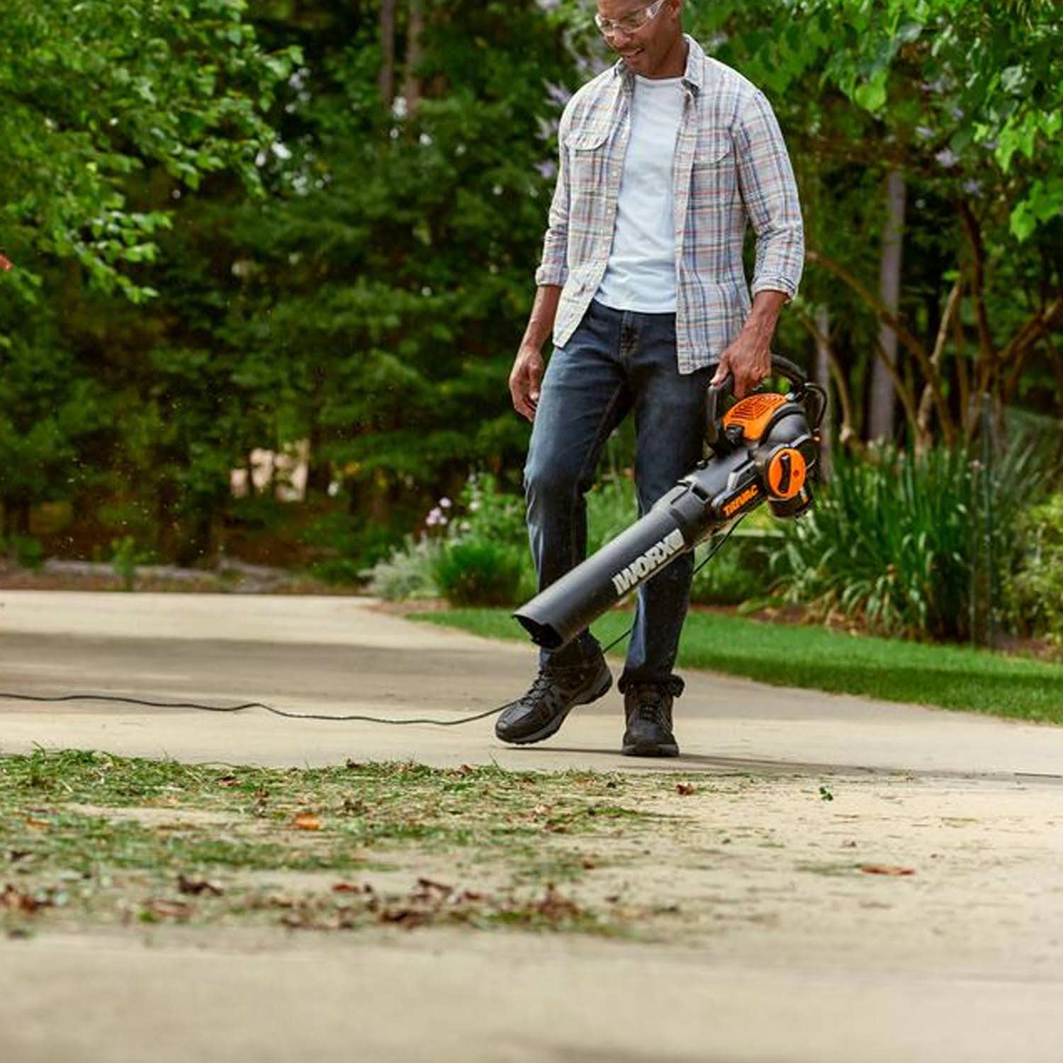 Worx Wg512 12 Amp Trivac 3-in-1 Electric Leaf Blower/Mulcher/Yard Vacuum