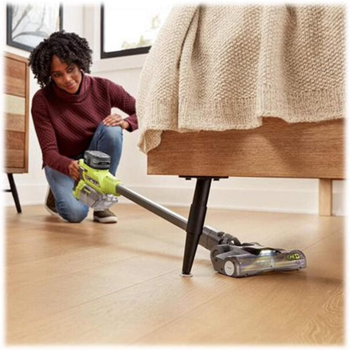 RYOBI ONE+ 18V Brushless Cordless Compact Stick Vacuum Cleaner (Tool Only) (Renewed)