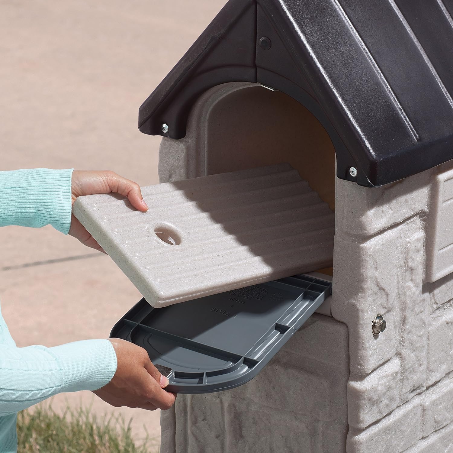 Step2 531700 MailMaster StoreMore Mailbox