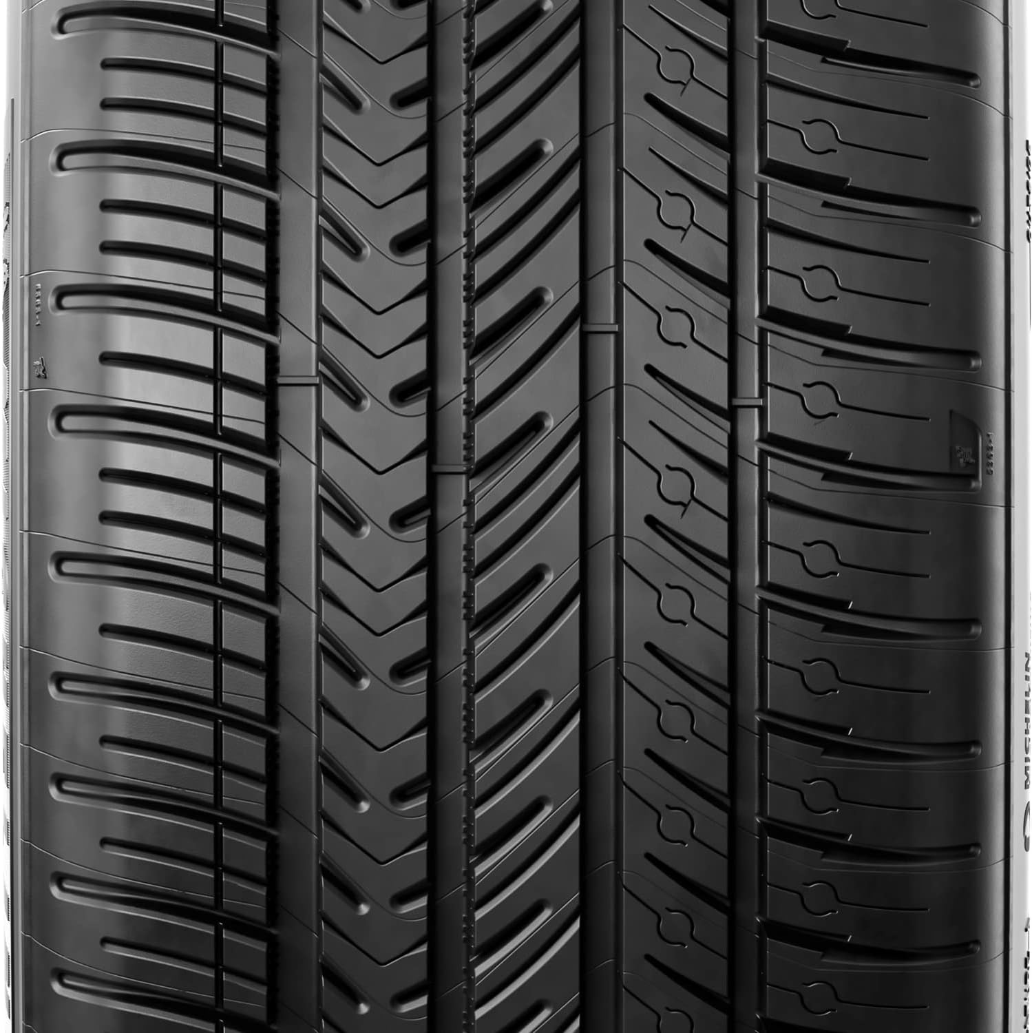 MICHELIN Pilot Sport All Season 4 Performance Tire 215/45ZR18/XL 93Y