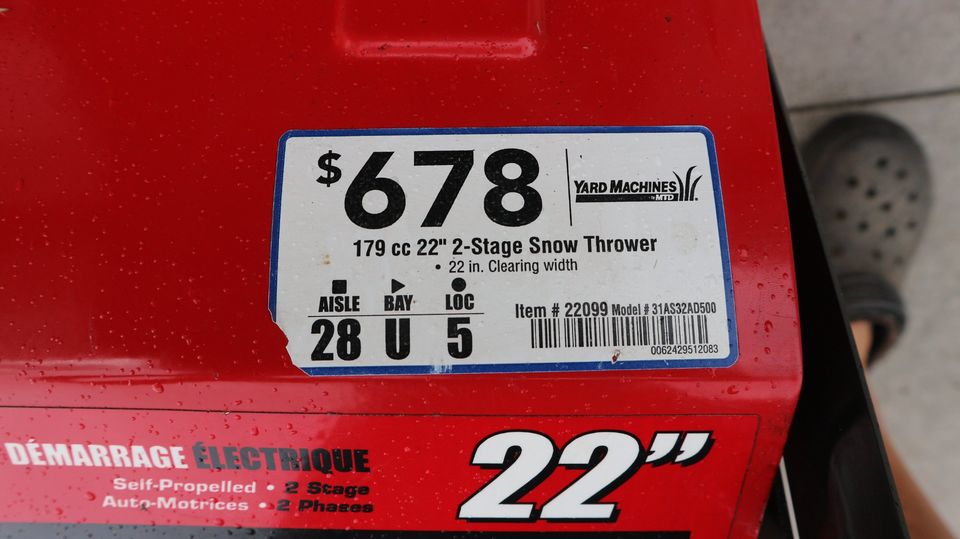 24 Yard Machines 2-Stage SNOW BLOWER 208CC Powermore Engine & Electric Start