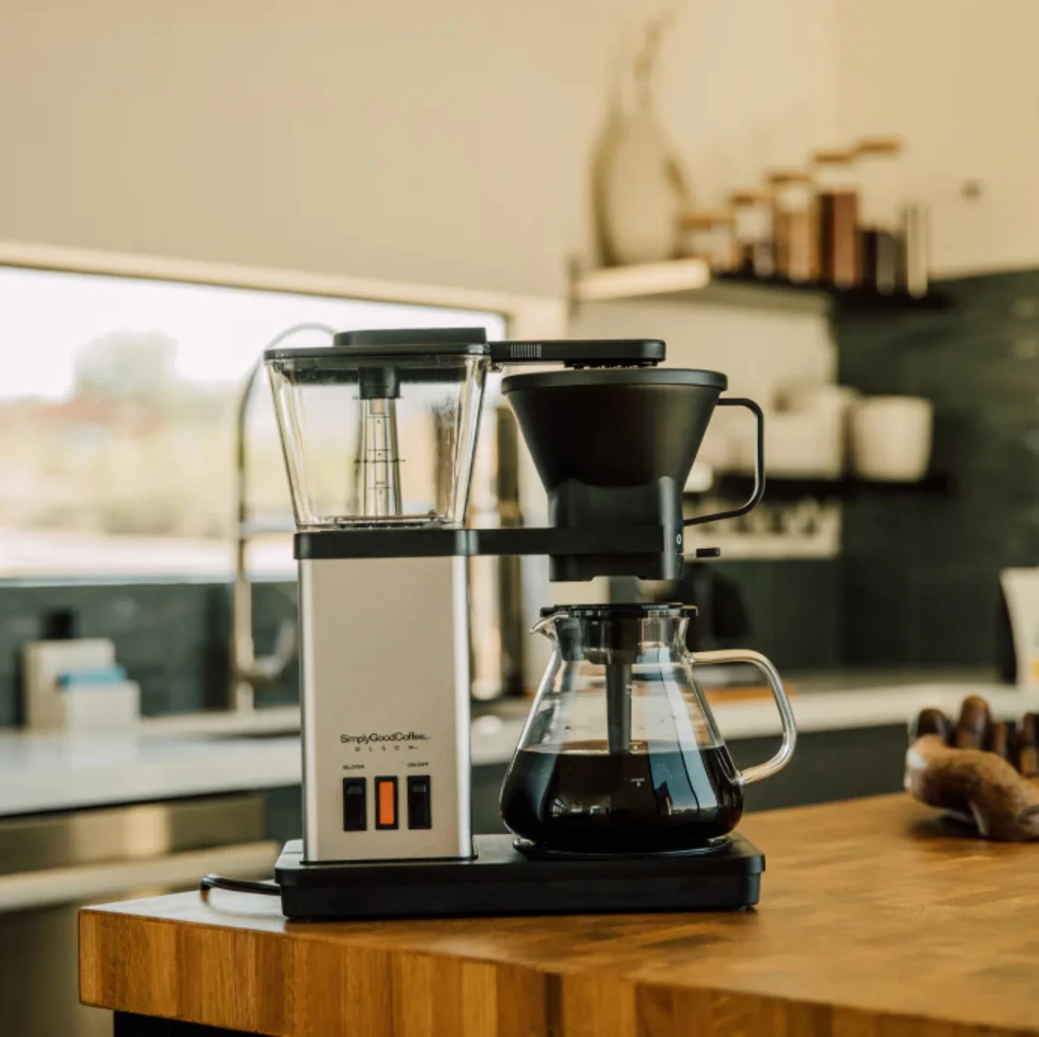 SimplyGoodCoffee Brewer - The best automatic drip coffee flavor possible at the flip of a switch