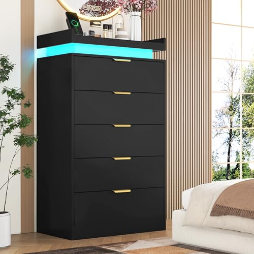 White Dresser with LED Lights, Wooden LED Dresser, 4 Drawer Chest with Charging Station, Tall Chest of Drawer Closet Organizer for Bedroom, Living Room, Entryway, Hallway