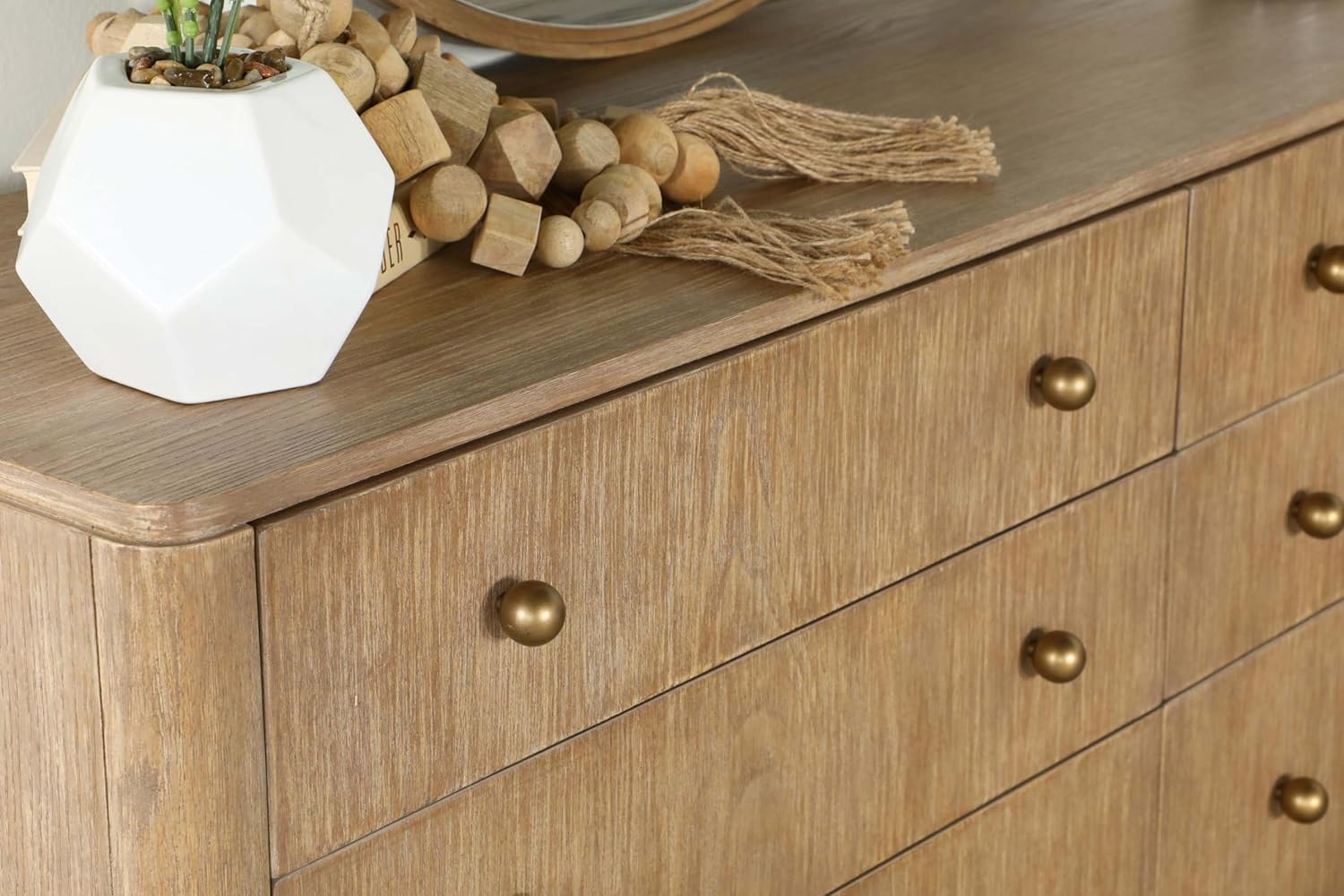 Coaster Home Furnishings Arini 8-drawer Dresser Sand Wash