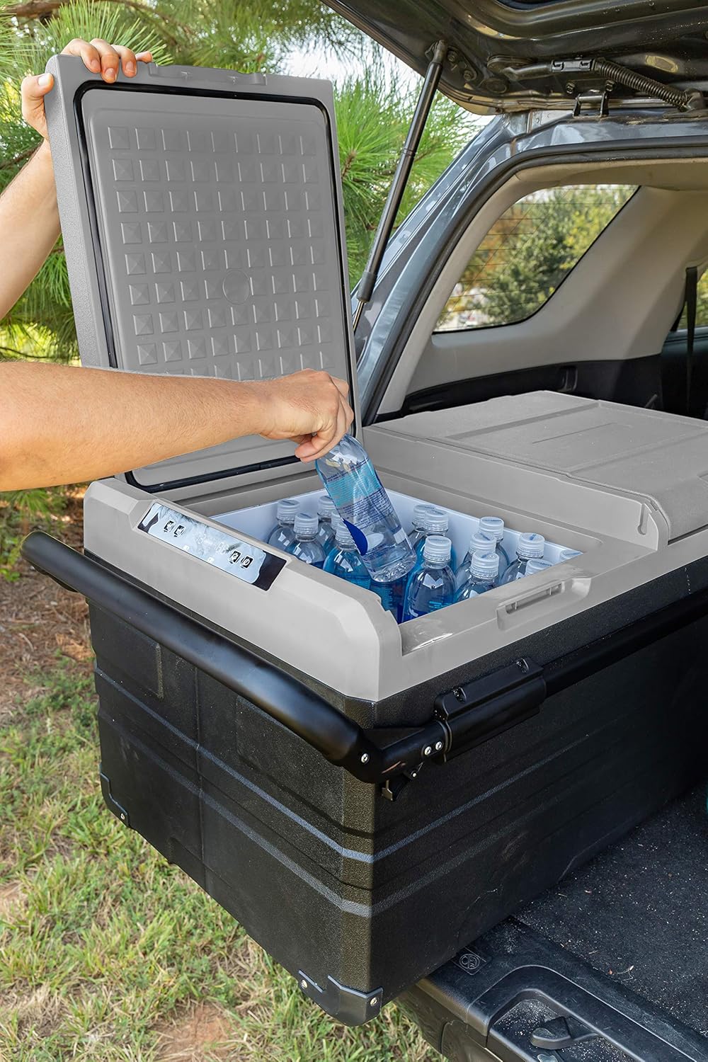 Camco 51520 CAM-750 Portable Refrigerator, AC 110V/DC 12V Compact Fridge/Freezer with Dual Zone Cooling, 75-Liter - Keeps Food and Drinks Cold While On-the-Go - Ideal for Road Trips, RVing, Camping, B
