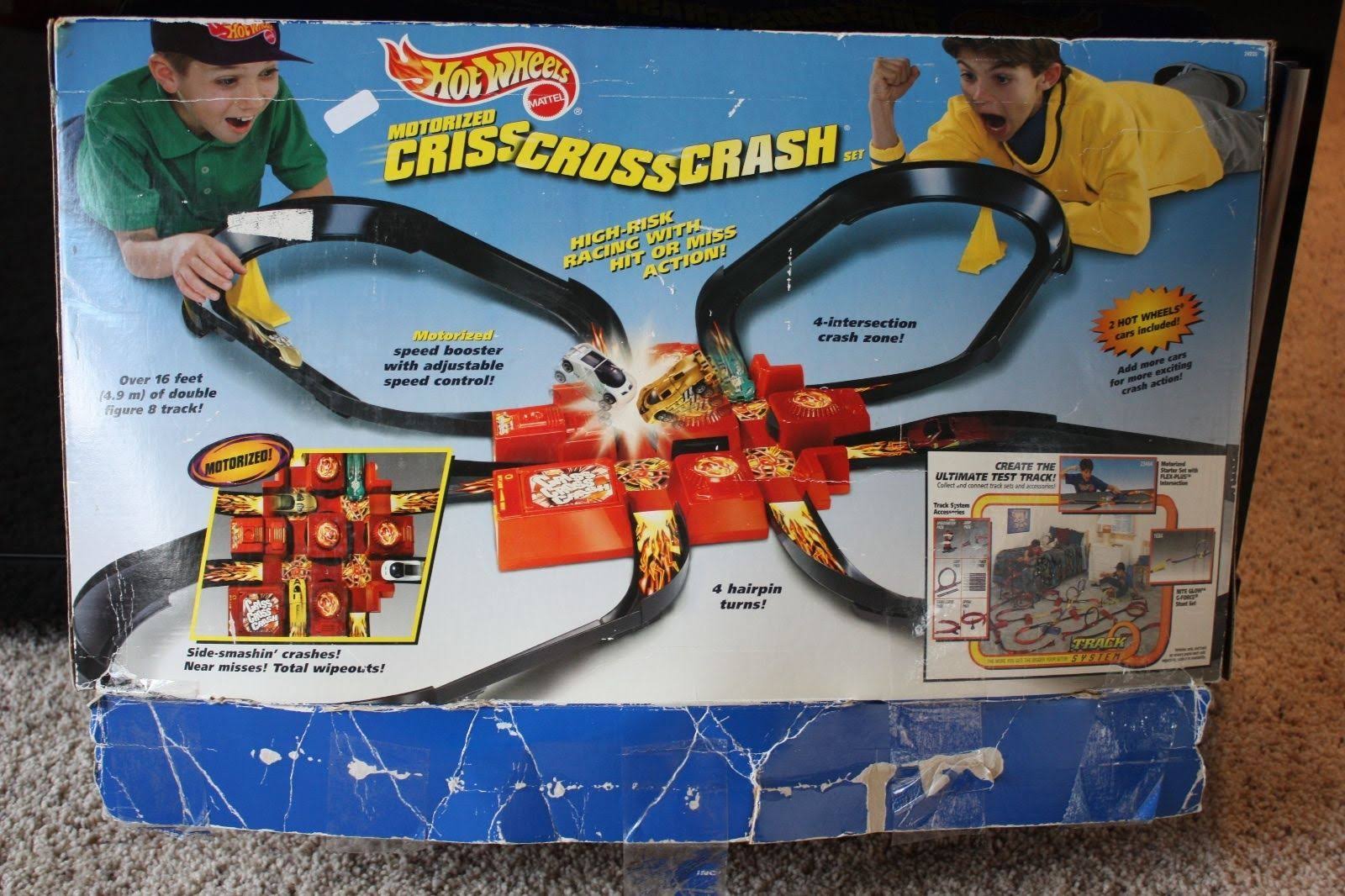Hot Wheels Criss Cross Crash Track Set