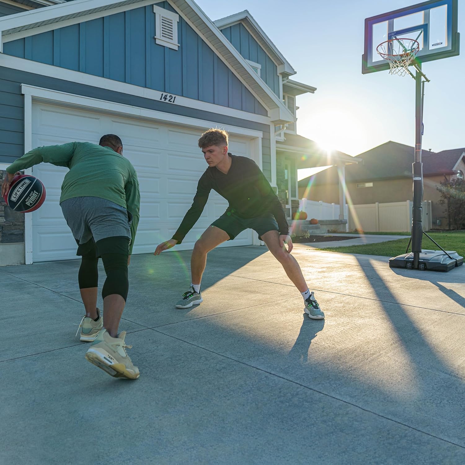 Lifetime 51550 Courtside Portable Basketball Hoop, 48-Inch Backboard