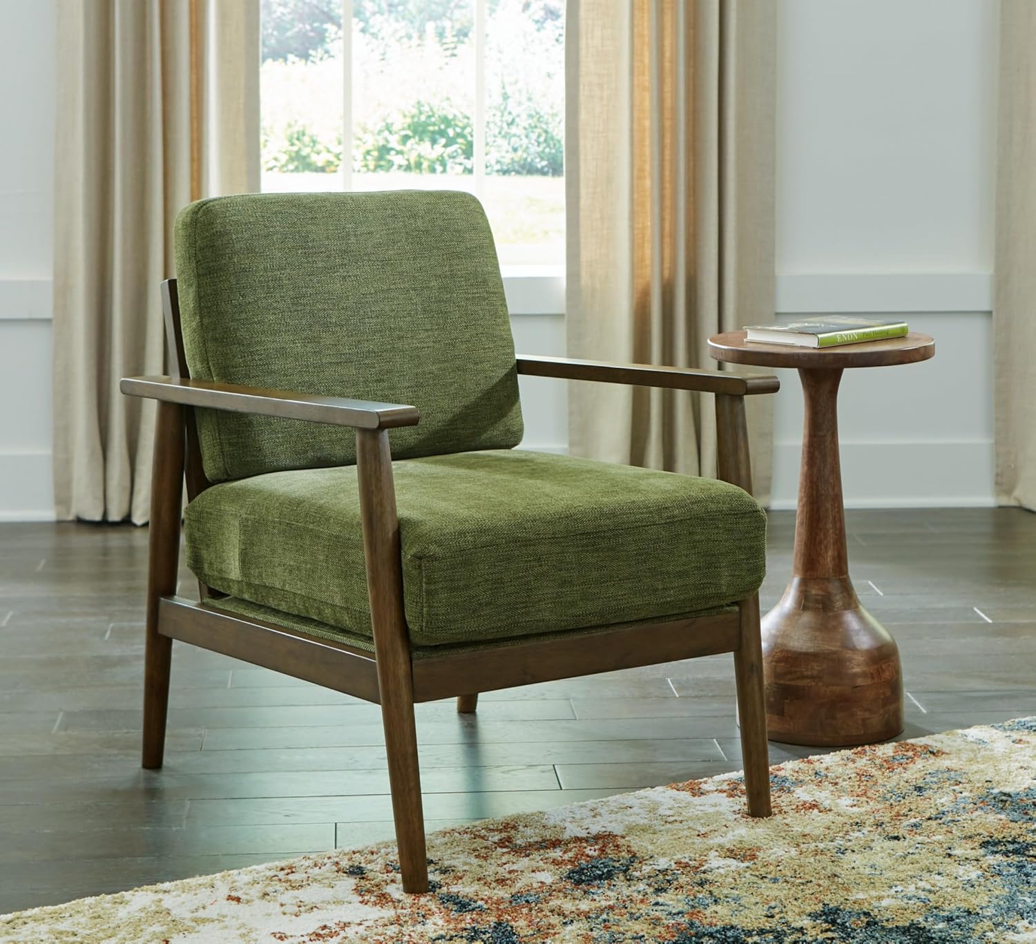 Signature Design by Ashley Bixler Showood Accent Chair, 25" W x 31" D x 34" H, Green