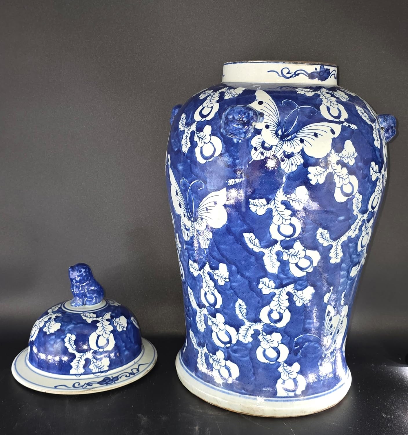 19" Antique like Finish Retro Blue and White Porcelain Blue Butterfly Temple Ceramic Ginger Jar Vase, China Ming Style, Jingdezhen (L1)