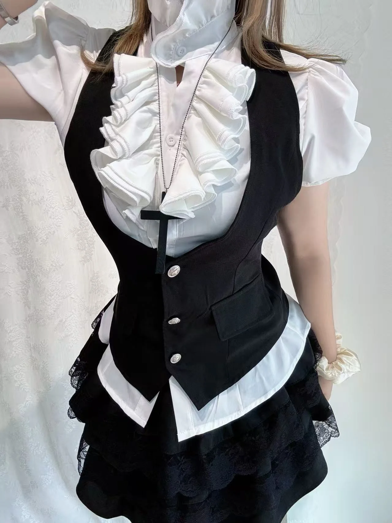 ’Scholar Chic'Vintage-Style Shirt, Vest & Mini Skirt Three-Piece Set