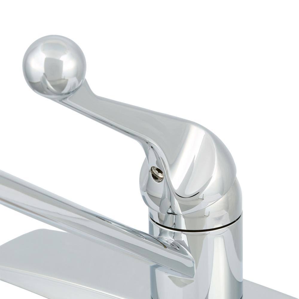 Delta 400LF-WF Single Handle Kitchen Faucet with Spray - Chrome