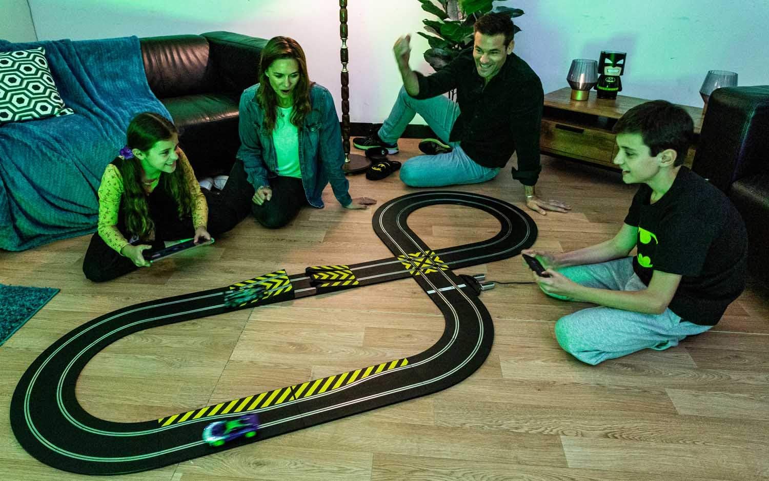 Scalextric Batman vs Joker 1:32 Spark Plug Slot Car Race Track Set C1415T , Black