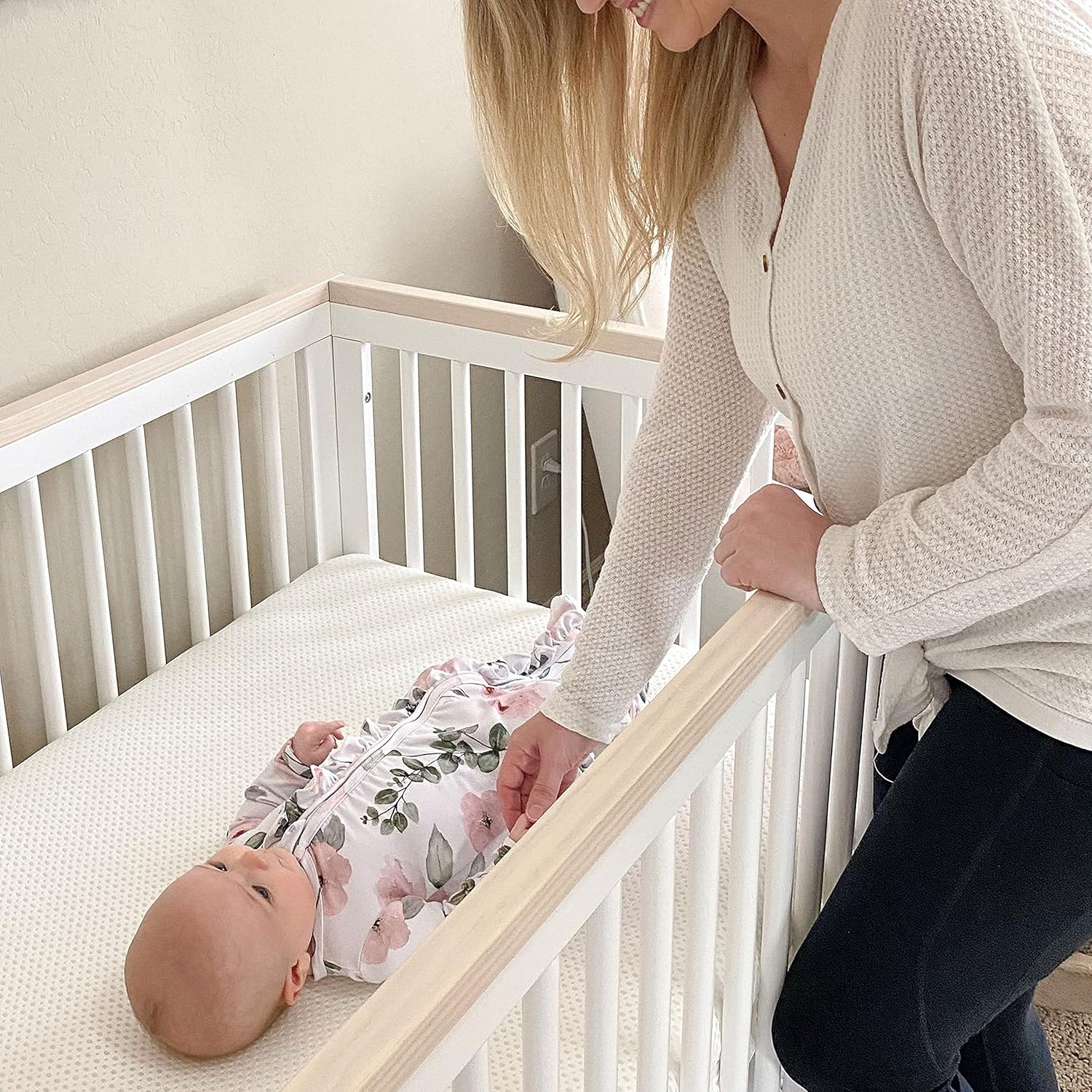 Newton Baby Mini Crib Mattress 24 x 38 - 100% Breathable Proven to Reduce Suffocation Risk, 100% Washable - Removable Cover Included, GREENGUARD Gold