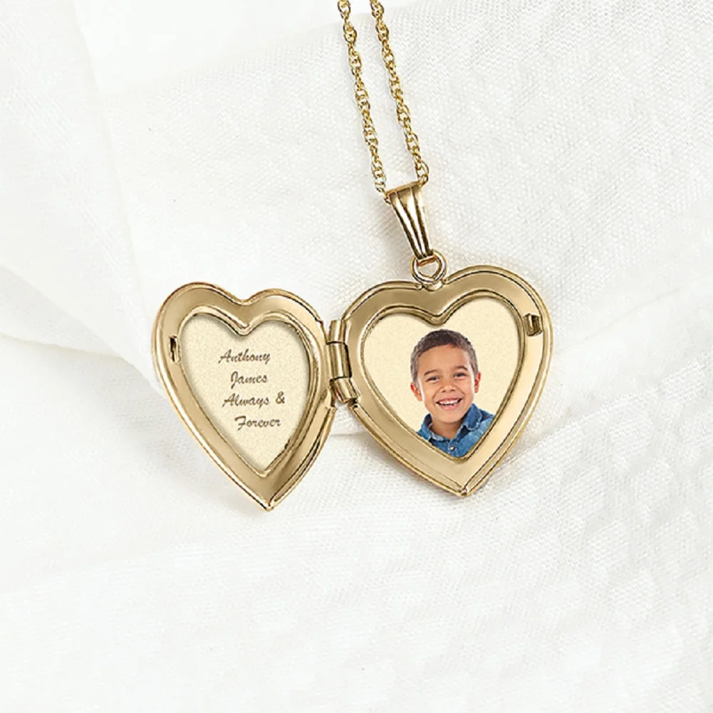 Picturesongold.Com "Valentines" Sweetheart Locket Necklace Pendants - 3/4 inch X 3/4 inch in Solid 14K Yellow Gold