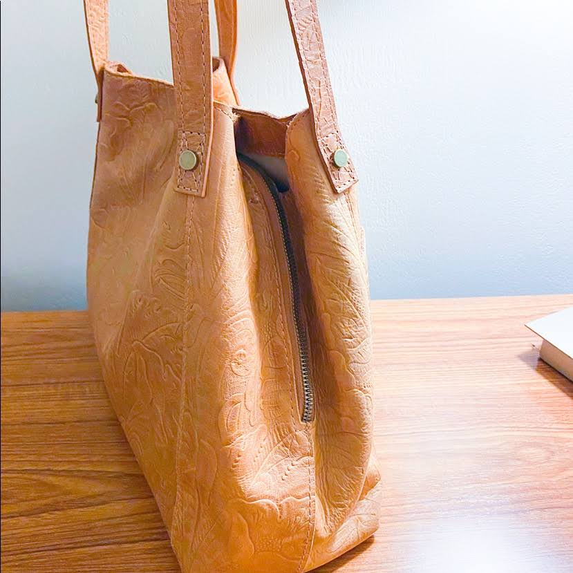 American Leather Co. Liberty Shopper Cafe Latte Tooled
