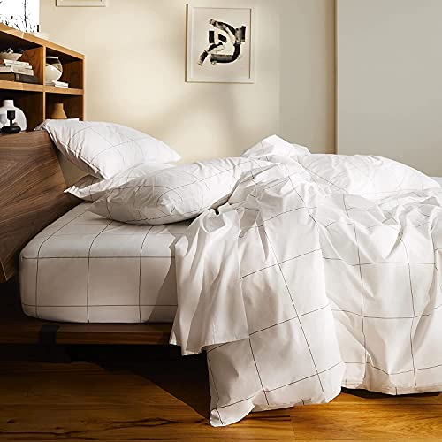 Brooklinen Luxury Sateen 4 Piece Sheet Set - 100% Cotton, Queen Size in Cream - 1 Fitted Sheet, 1 Flat Sheet, 2 Pillowcases | Best Luxury Sheets
