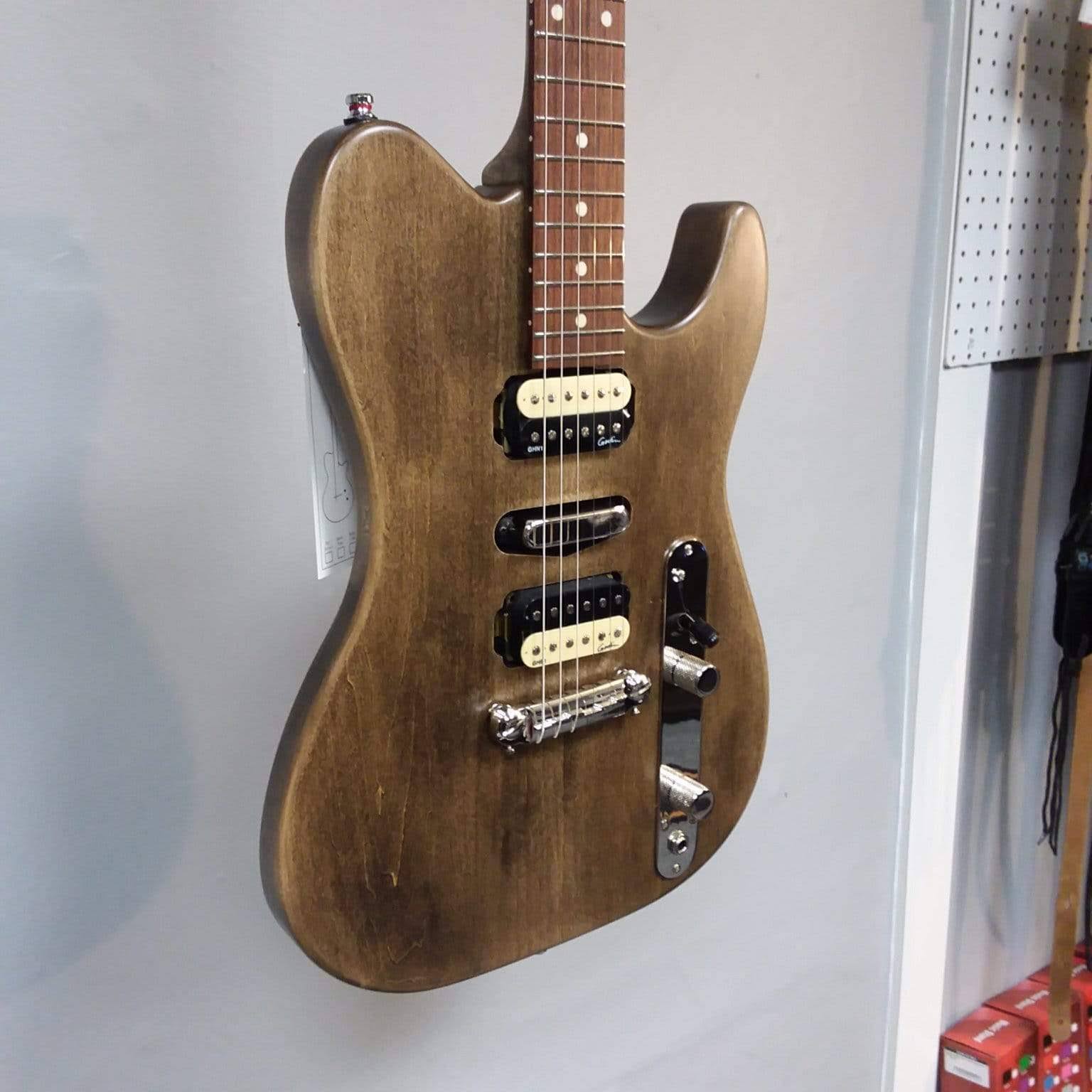 Godin Radium Carbon Black RN