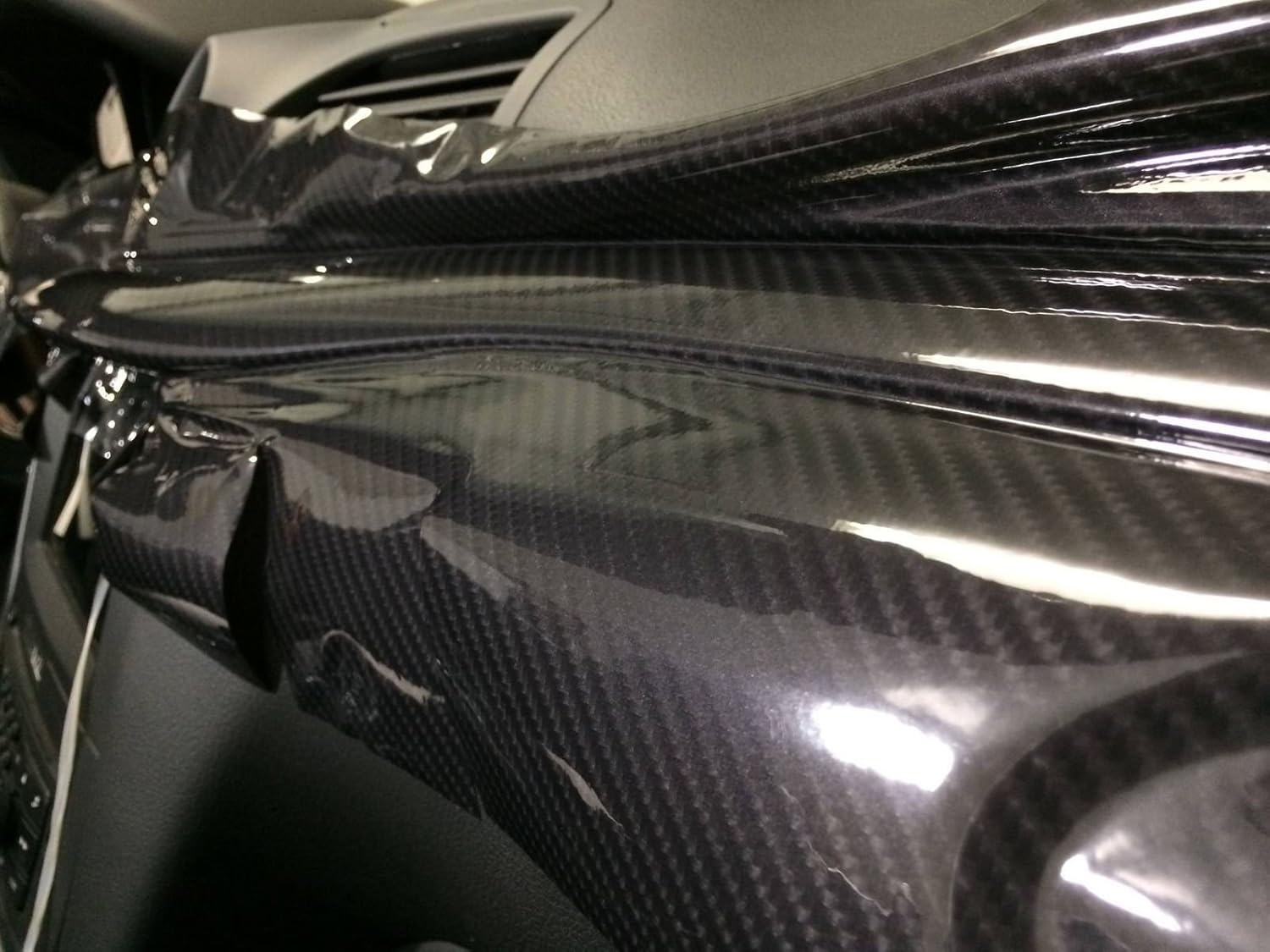 VViViD High Gloss Black Carbon Fiber Tek R 3-Layer 3D Realistic True Carbon Fiber Look Cast Vinyl Wrap (5ft x 5ft)