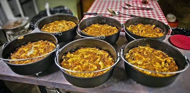 Camp Chef 12 inch Cast Iron Deep Dutch Oven With True Seasoned Finish, Size: 8 qt