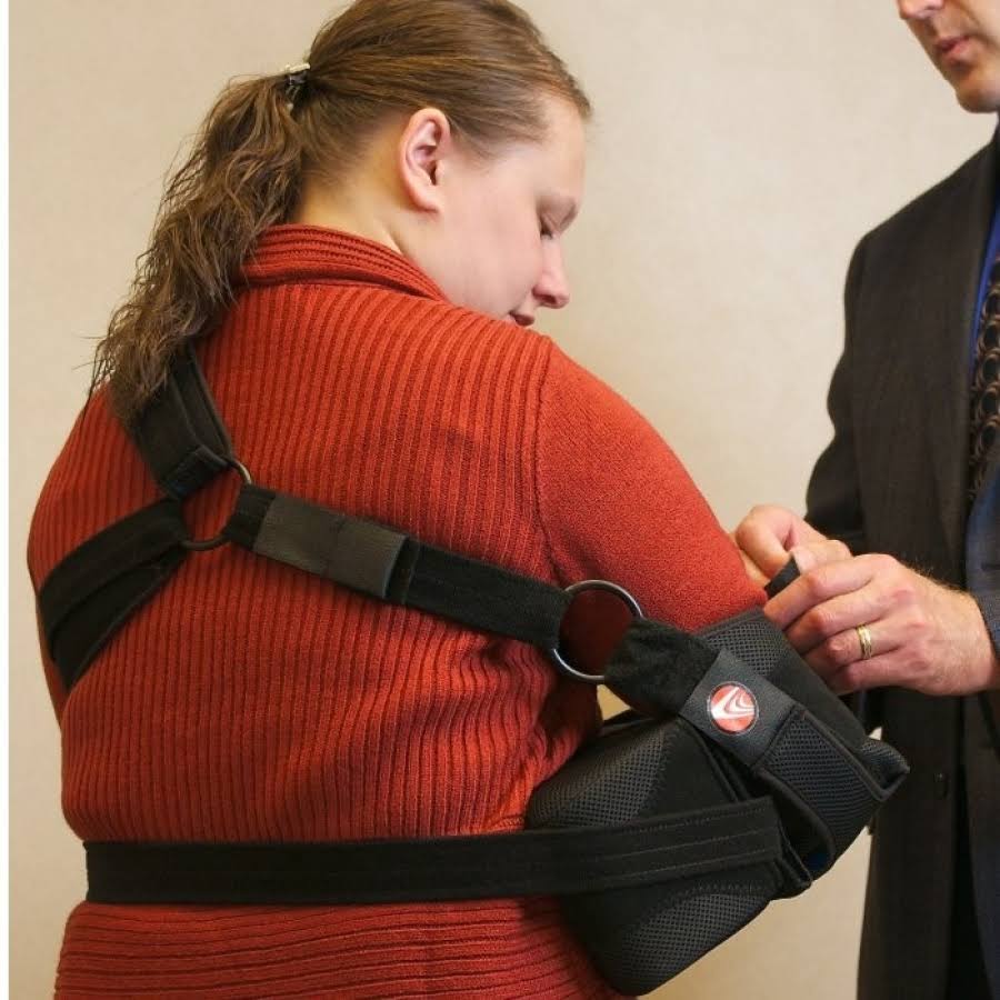 Breg Slingshot 3 Shoulder Brace (Medium)