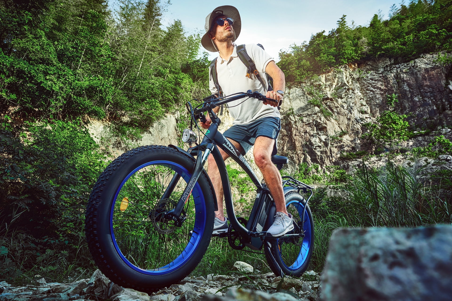 ECOTRIC 26 × 4" Fat Tire Electric Bike 750 W e-bike Mountain Beach Snow Bicycle W/ 7 Speeds Black Removable Lithium Battery 48 V 12.5 Ah Lithium battery Pedal Assist A-E516646