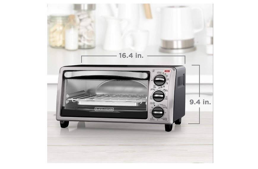 Black+decker To1313Sbd 4-Slice Toaster Oven, Includes Bake Pan,