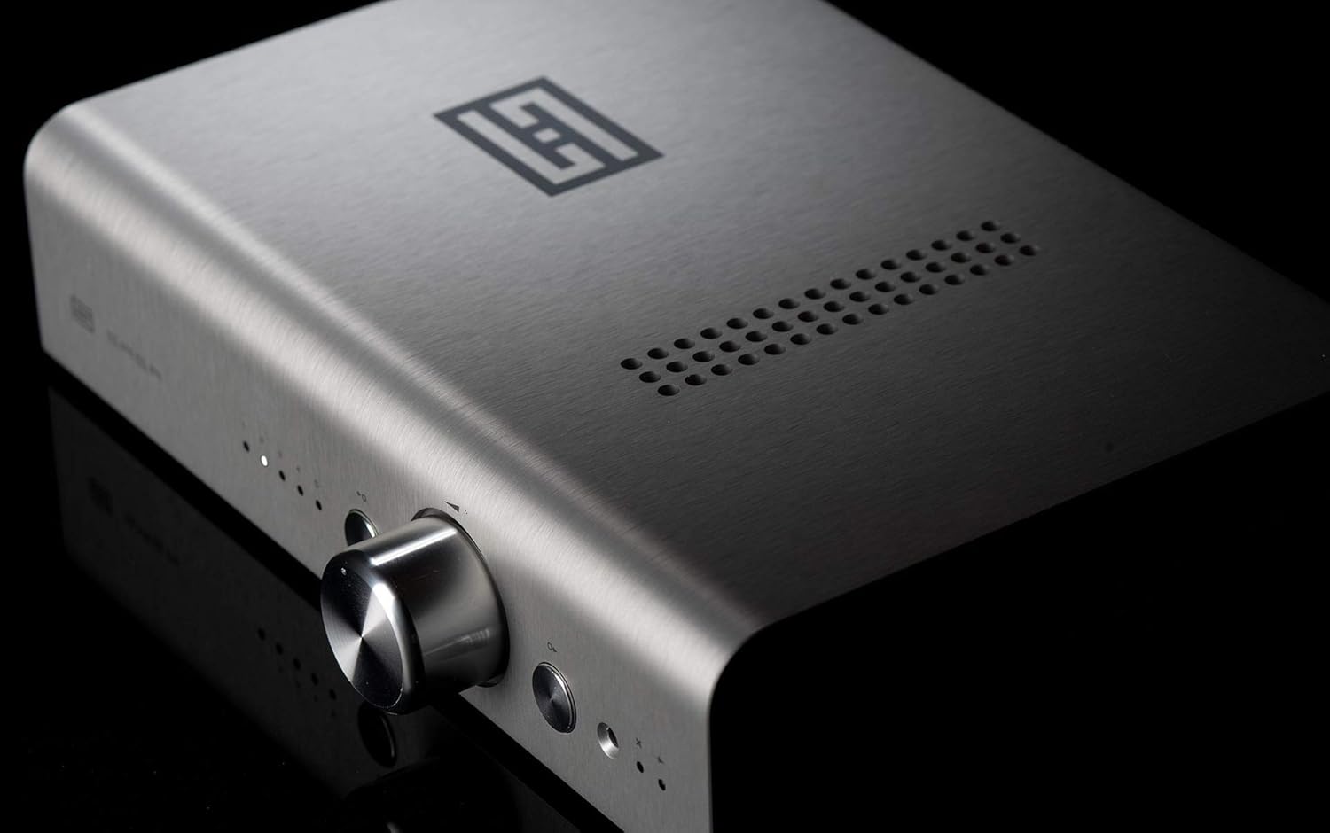 Schiit Saga S Active or Passive Solid State Preamp with Remote Control