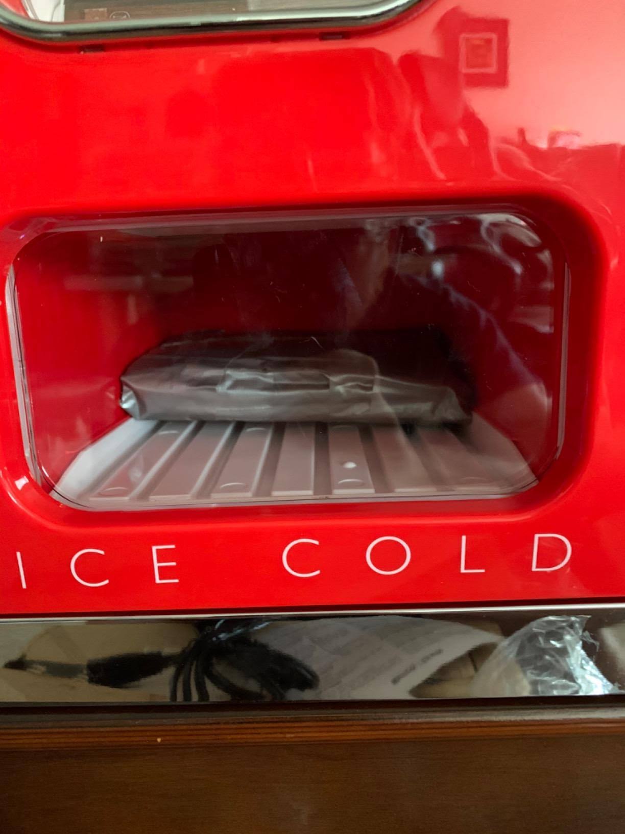 Koolatron CVF18 10-Can Coca Cola Retro Vending Fridge - Red