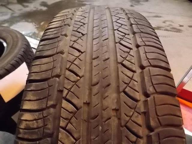 Michelin Latitude Tour HP 225/65R17 Tire 102H