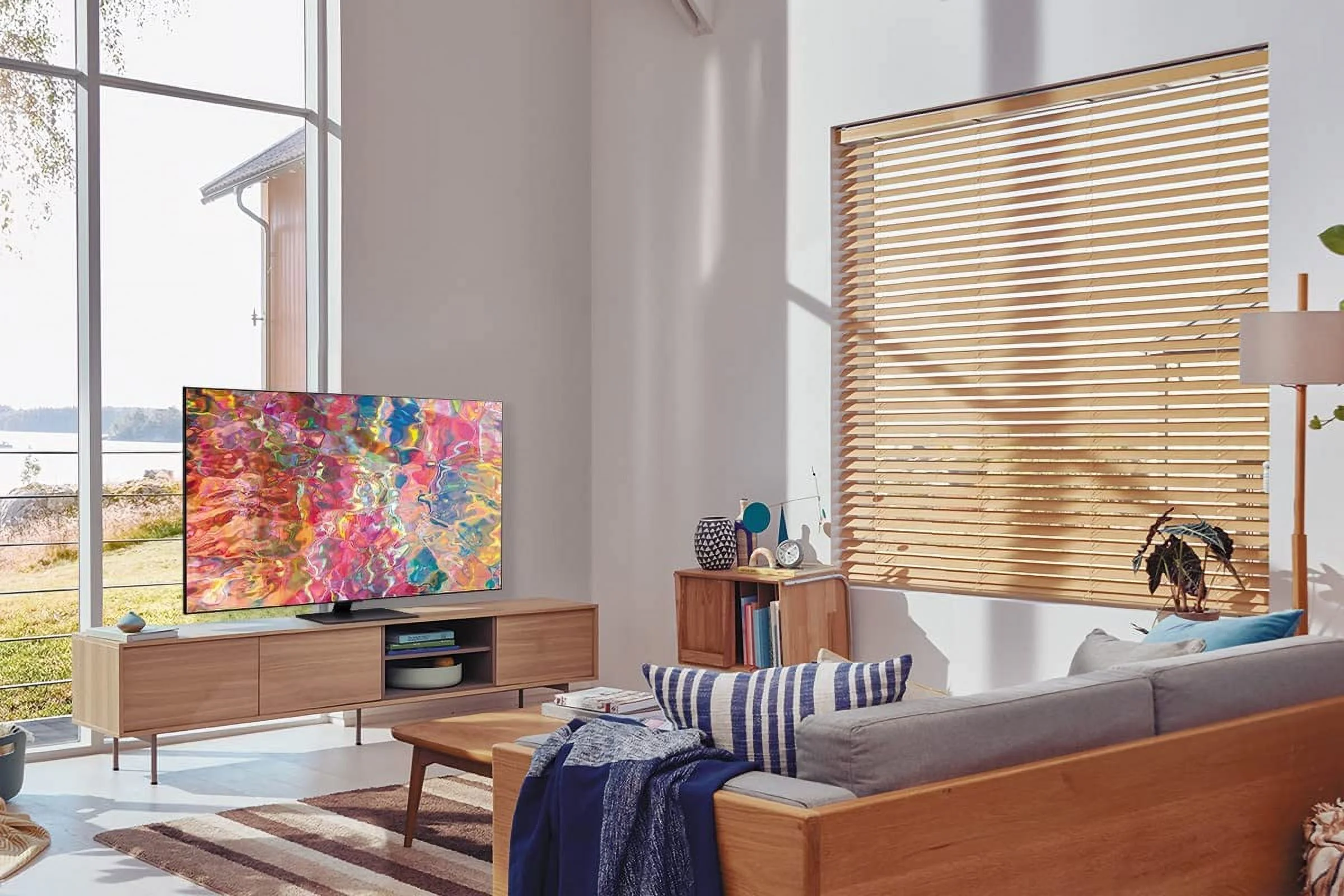 SAMSUNG 75" Class Q80B QLED 4K Smart TV QN75Q80BAFXZA 2022