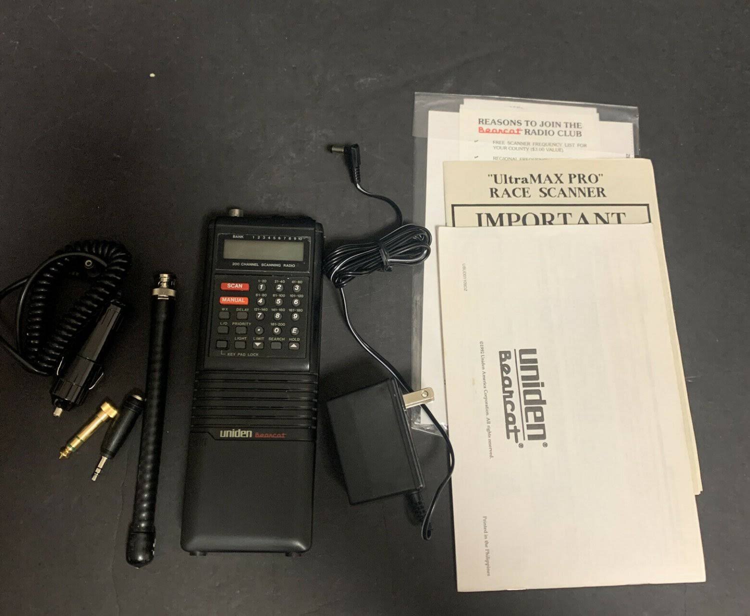 Uniden Bearcat Bc200xlt 200 Channel Handheld Police Scanner Charger C