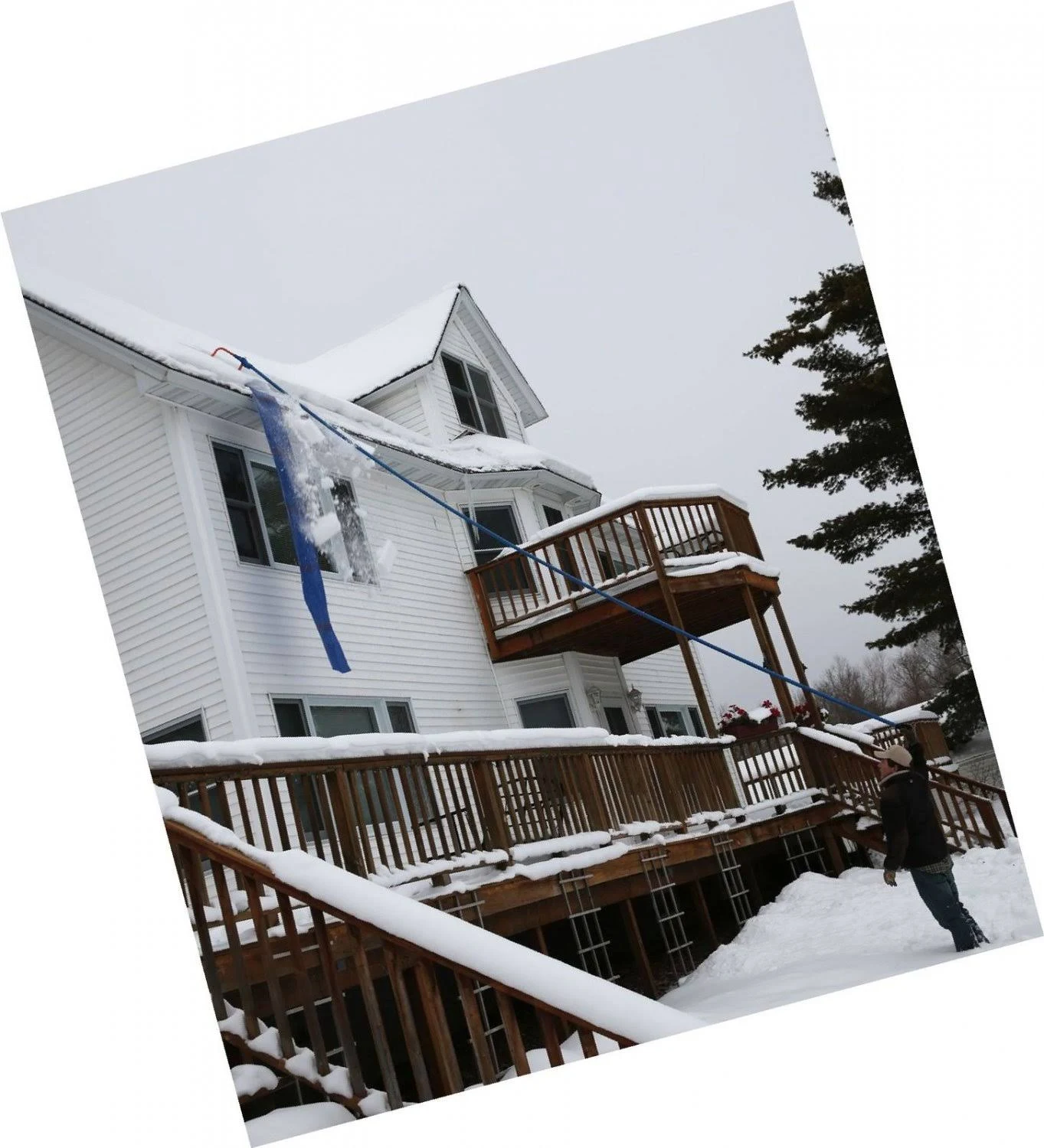 Avalanche 17 in. W Roof Rake