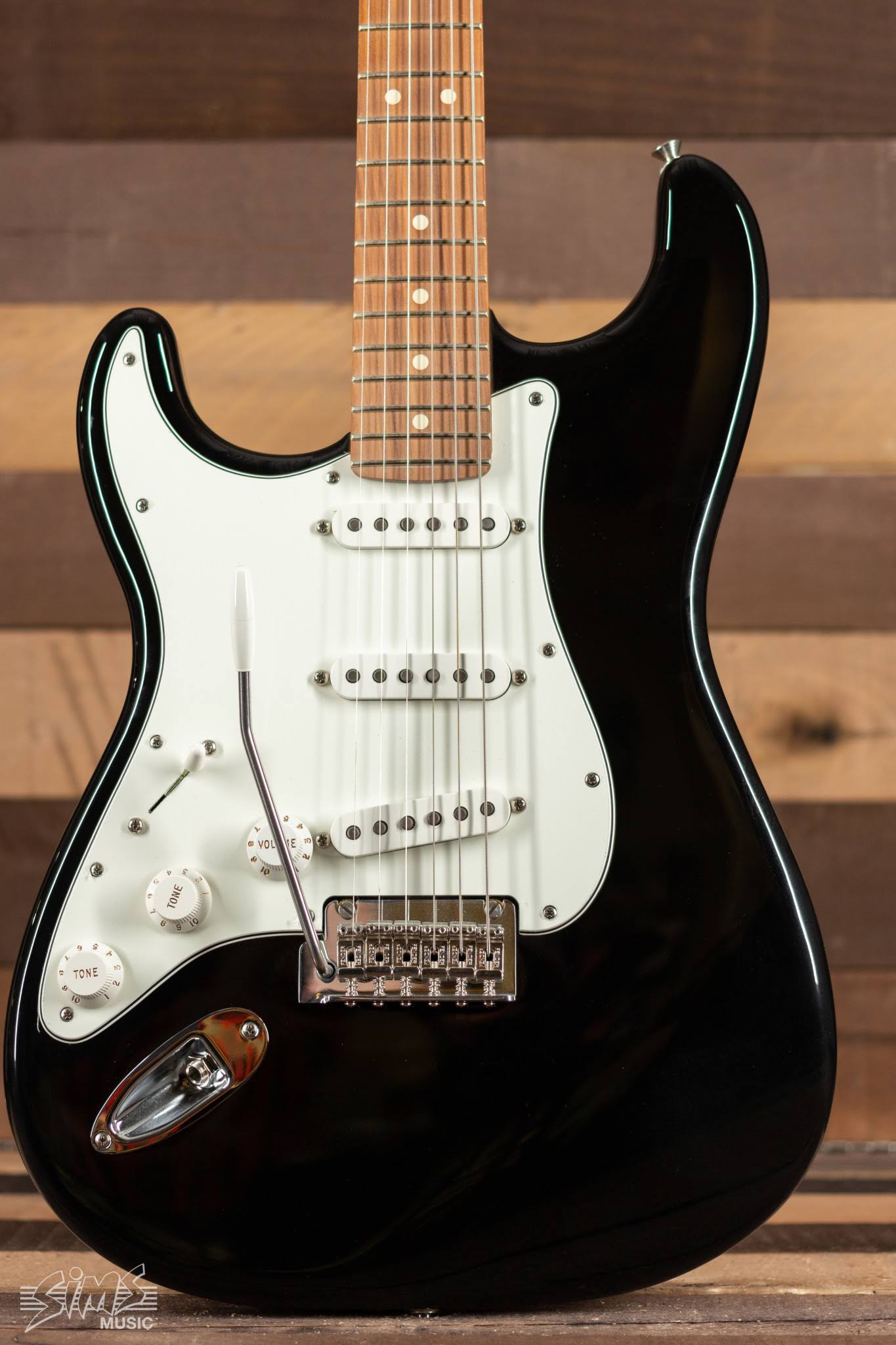 Fender Player Stratocaster Pau Ferro Electric Guitar, Left-Handed, Black