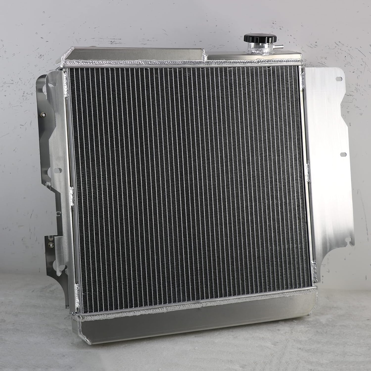 CoolingCare Radiator for 1987-2006 Jeep Wrangler YJ TJ Unlimited, All Aluminum 3 Row Core Radiador