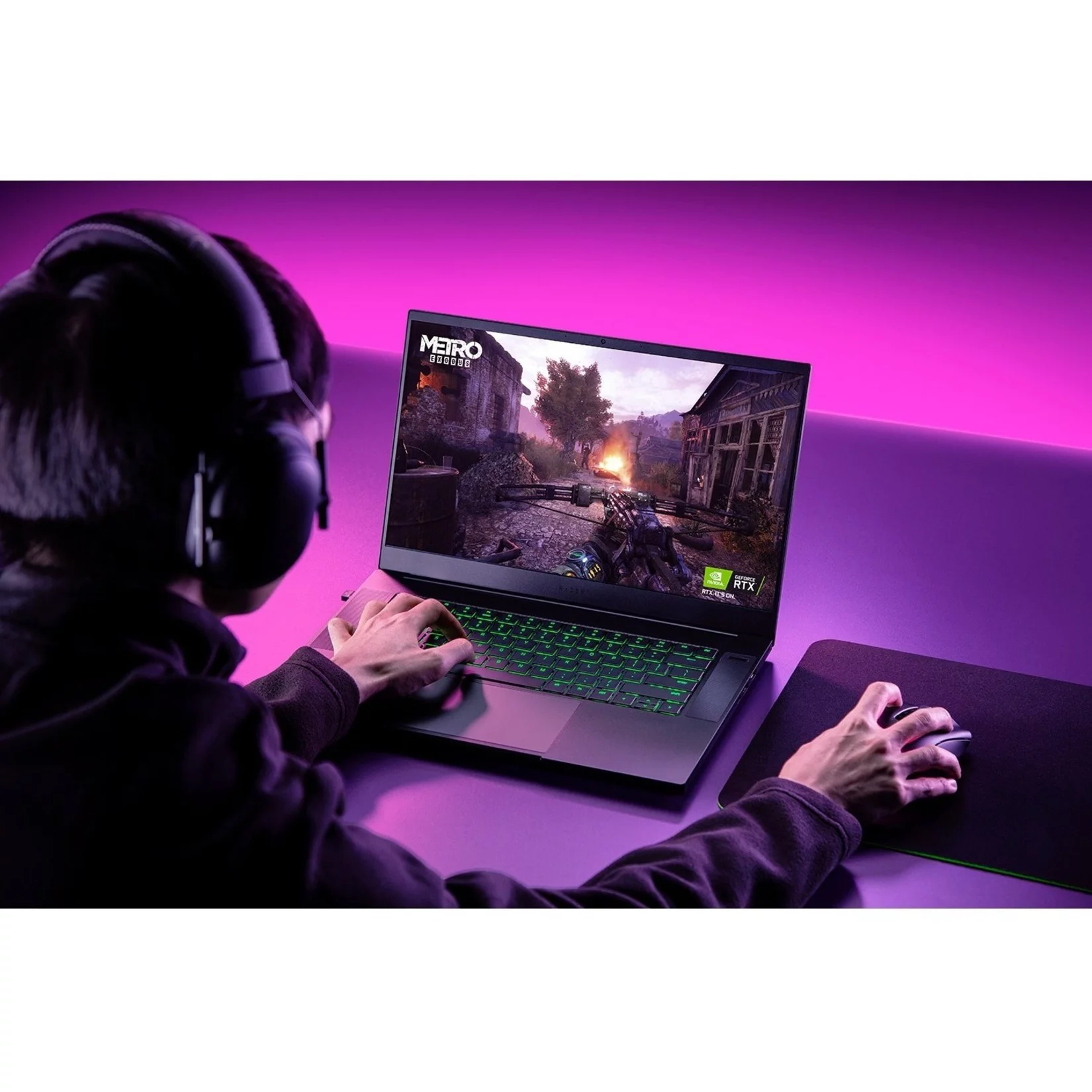Razer Blade 15 Advanced Edition 15.6" 4K UHD Gaming Laptop, Intel Core i9 i9-12900H, NVIDIA GeForce RTX 3080 Ti 16 GB, 1TB SSD, Windows 11 Home