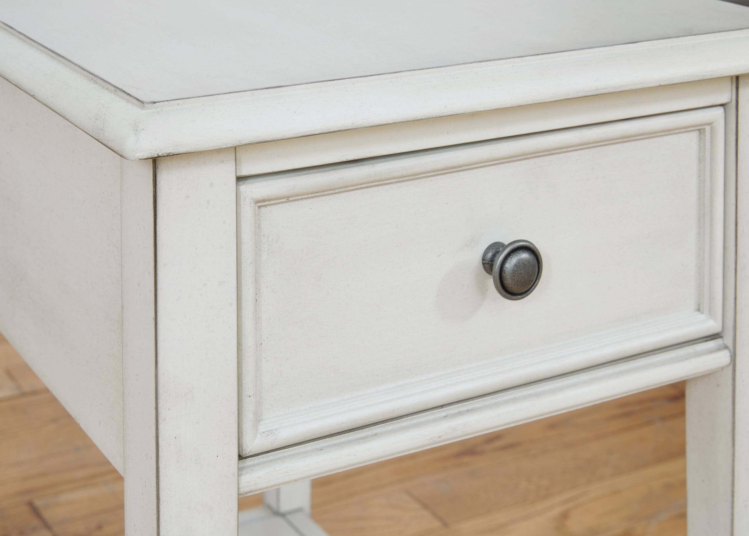 Ashley Kanwyn End Table