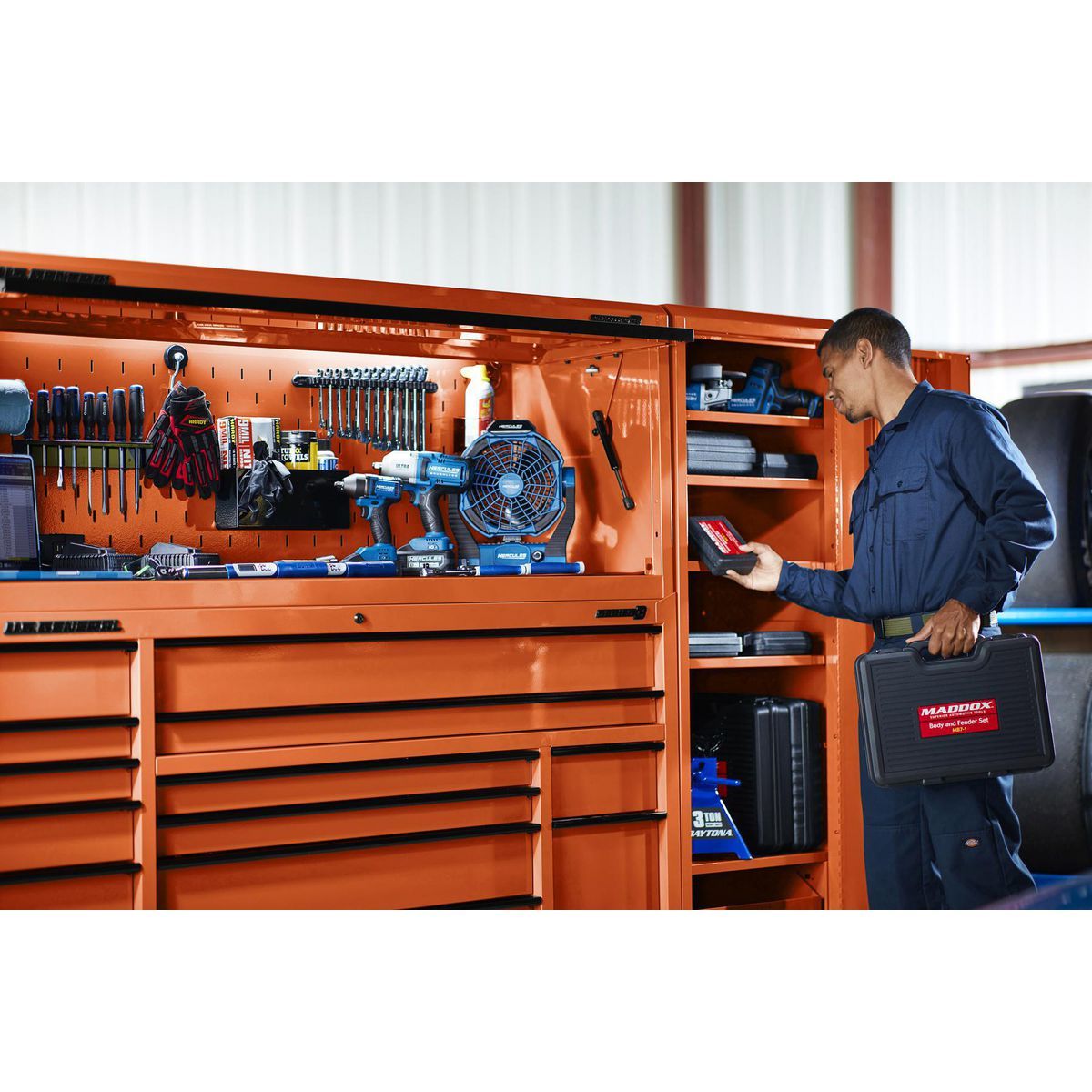 U.S. GENERAL 22 in. End Locker, Series 3, Blue