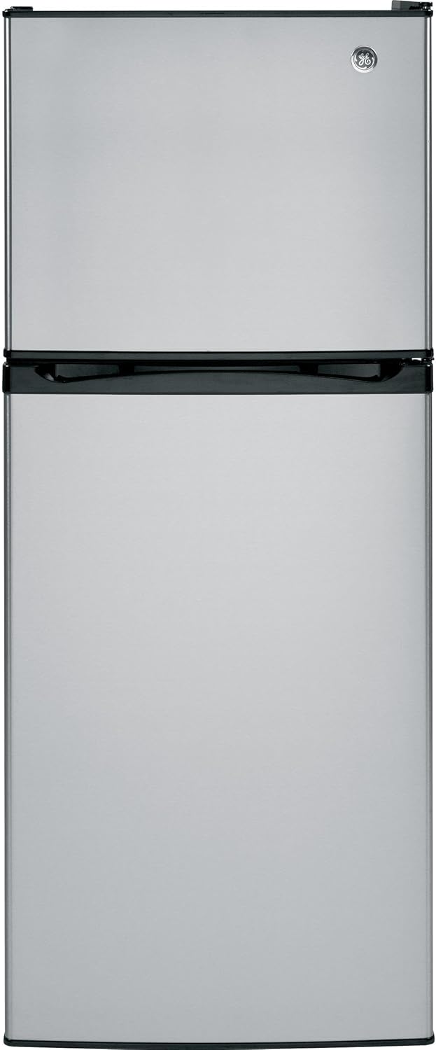 GE GPE12FSKSB Top Freezer Refrigerator