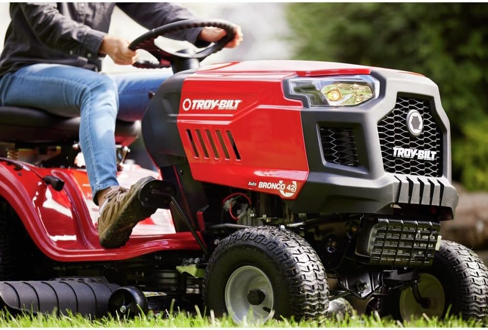 Troy-Bilt 13A878BTA66 Bronco 46 547cc Riding Lawn Mower