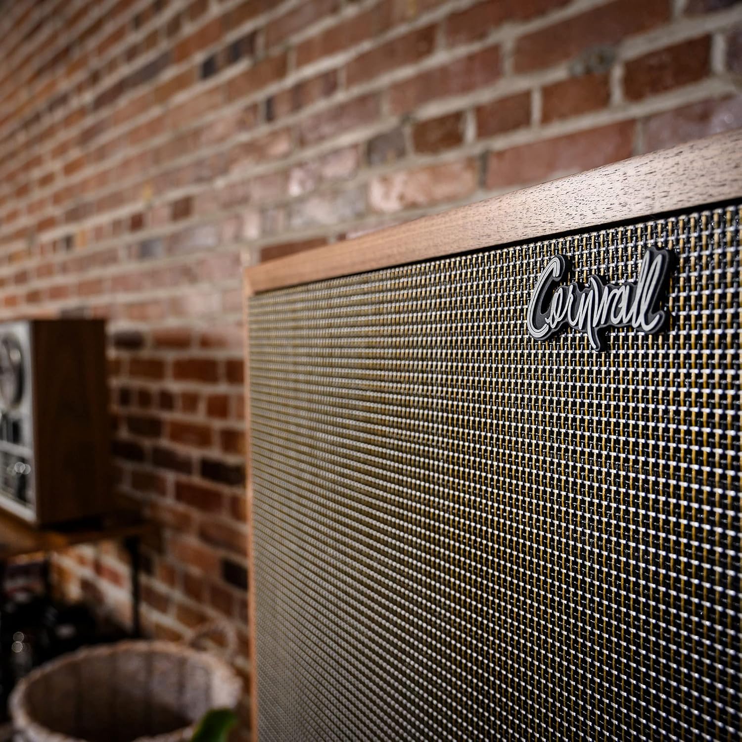 Klipsch Cornwall IV Floorstanding Speakers in Walnut