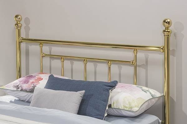Hillsdale Chelsea Classic Brass Full Bed Set (Rails Not Included)