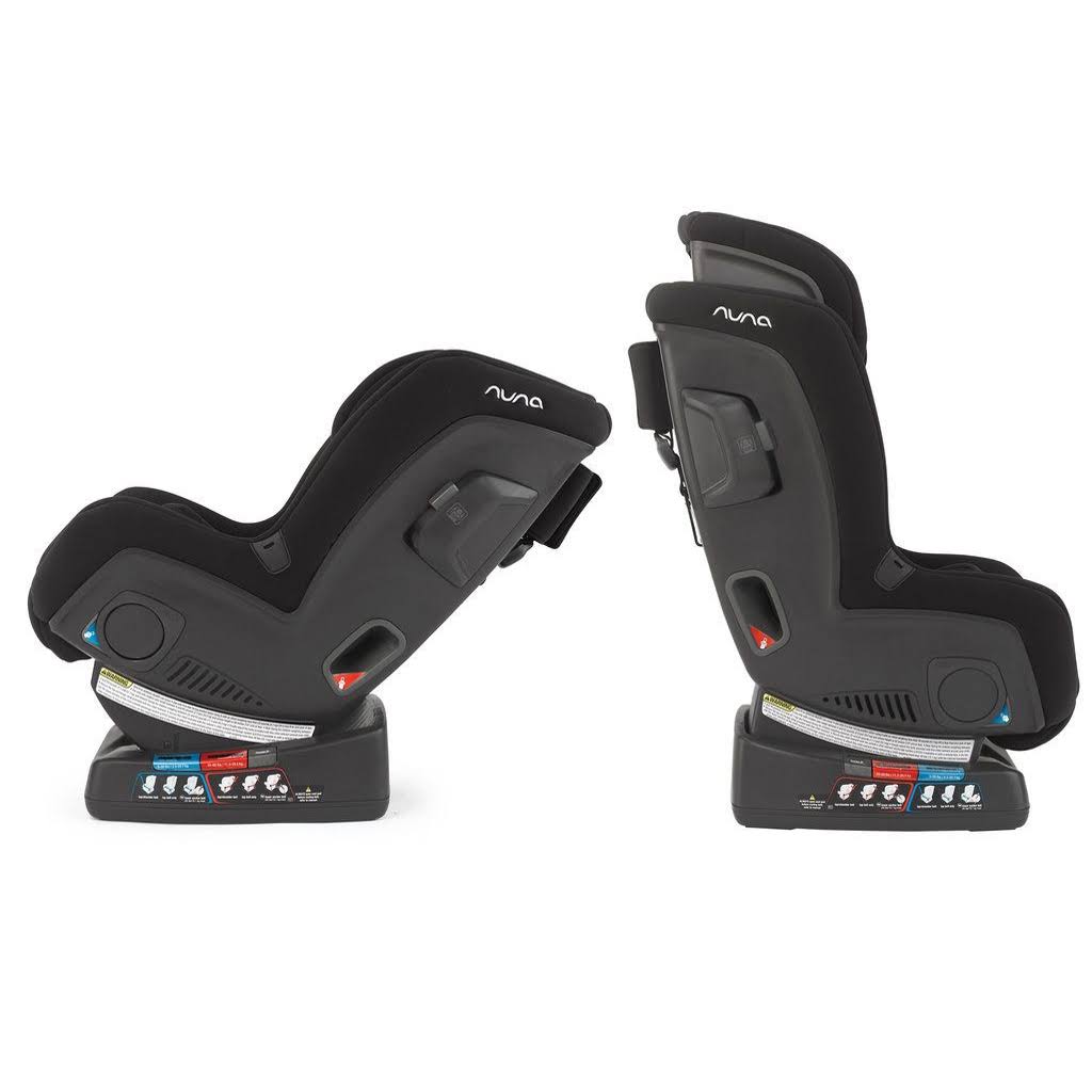 Nuna - Rava Convertible Car Seat - Blackberry