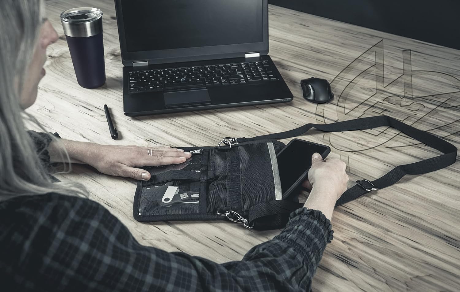 Xtreme Sight Line ~ Xecutive Faraday Bag for Phones and Other Small Electronics ~ Data Security for Executive Travel ~ Shoulder Strap Included ~ Tracking/Hacking Defense
