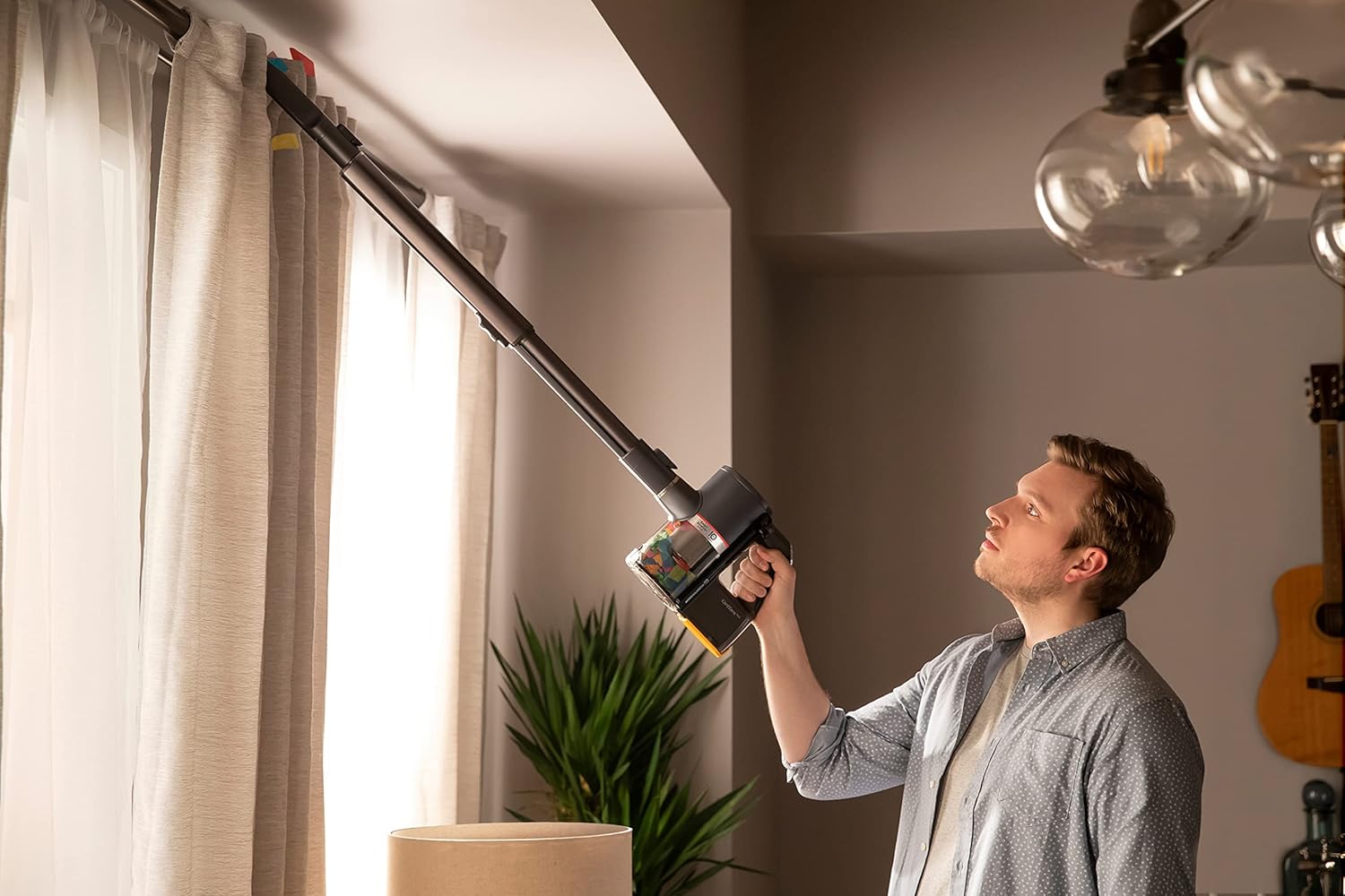 LG CordZero Cordless Stick Vacuum Cleaner, Hard Floor, Carpet, Wet Mop, Car, Powerful Suction, High-Capacity Dust Bin, Extra Battery, Up to 120 Min, Lightweight, A929KVM