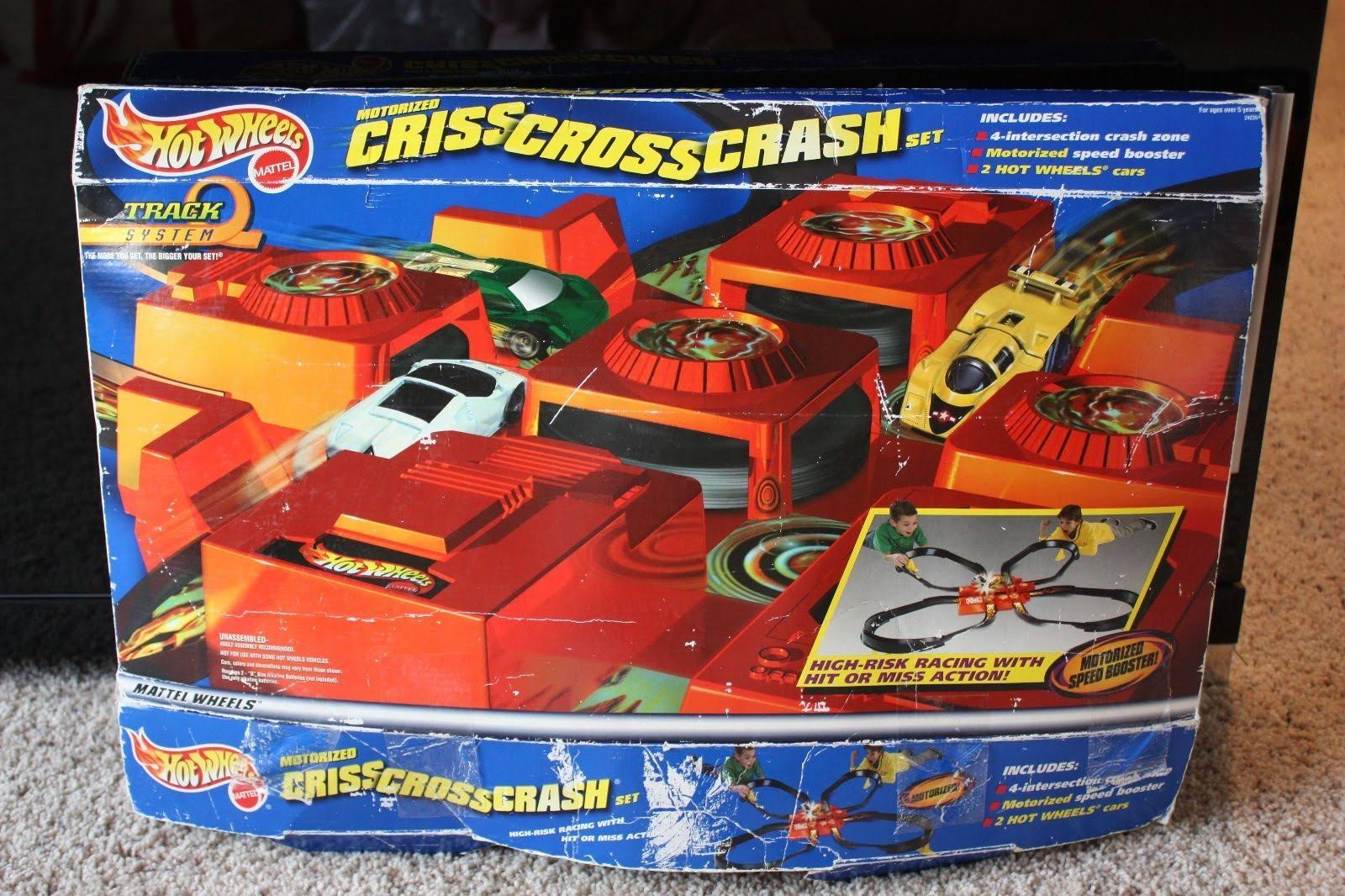 Hot Wheels Criss Cross Crash Track Set