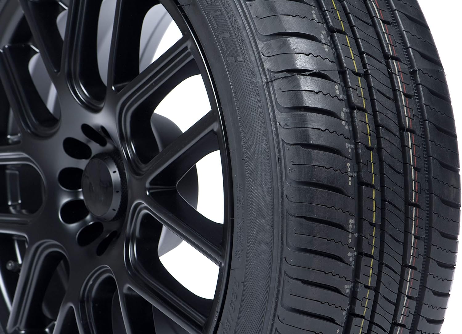 Vercelli Strada 1 All- Season Radial Tire-235/50R18 101W