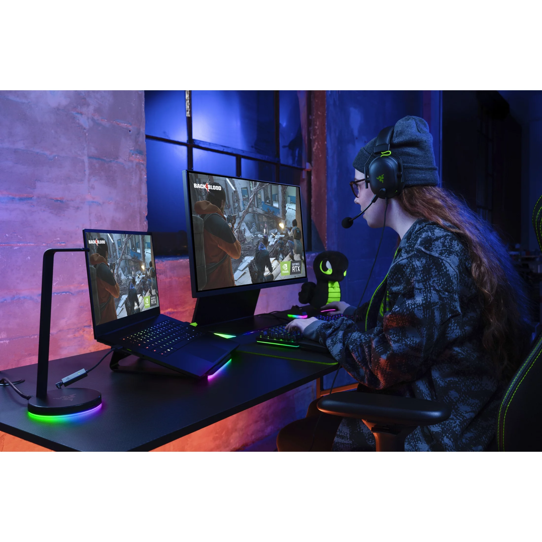 Razer Blade 15 Advanced Edition 15.6" 4K UHD Gaming Laptop, Intel Core i9 i9-12900H, NVIDIA GeForce RTX 3080 Ti 16 GB, 1TB SSD, Windows 11 Home